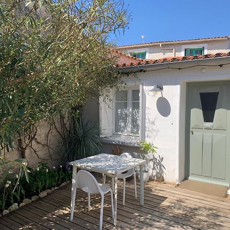 Maison Face Au Soleil Le Bois-Plage-en-Ré Exteriör bild
