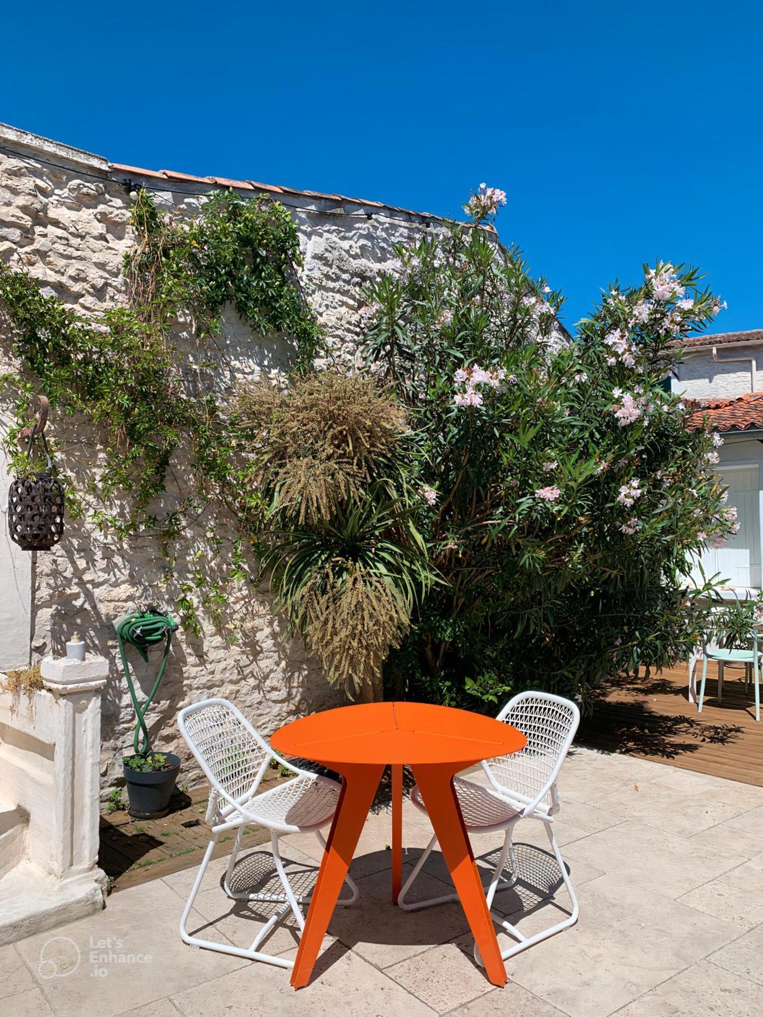 Maison Face Au Soleil Le Bois-Plage-en-Ré Exteriör bild